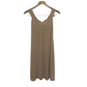Vanity Fair vintage nude lace trim size L slip undergarment EUC